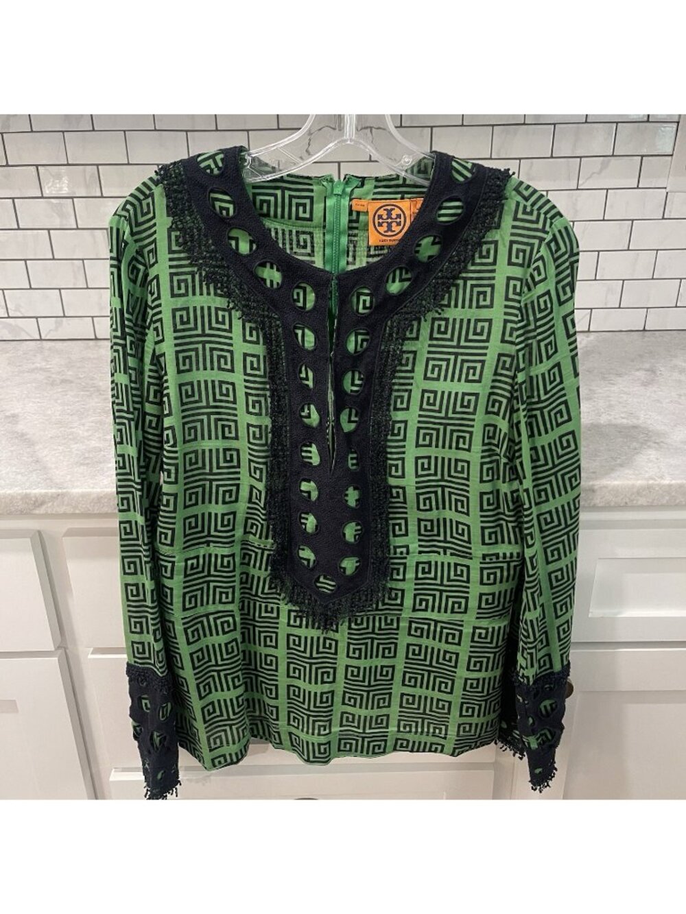 Tory Burch Tunic Top Womens Size 6 Green Crochet Navy Blue Trim Bell Sleeve Boho